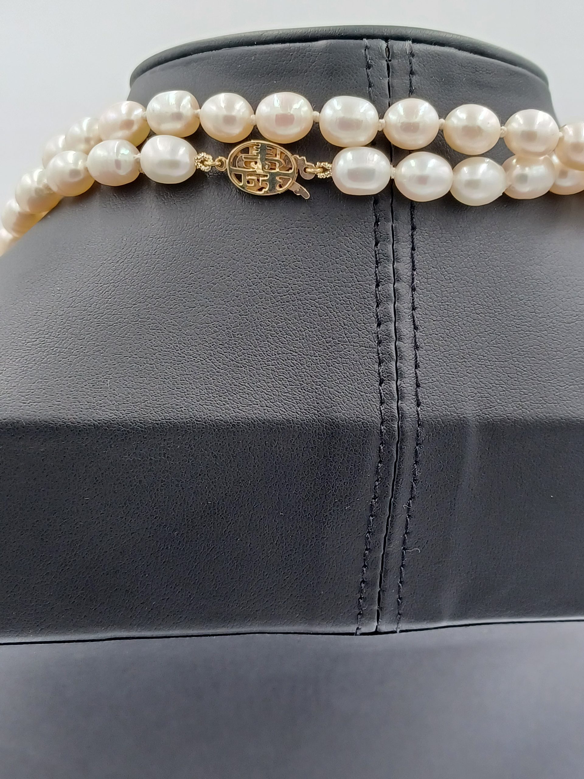 Belinda Endless Barqoue Pearl Necklace - Image 6