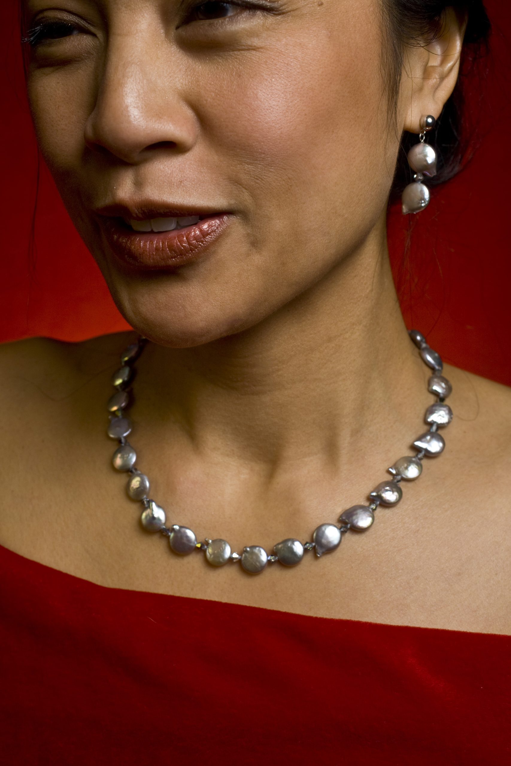 Abigail Baroque Pearl Necklace - Image 2